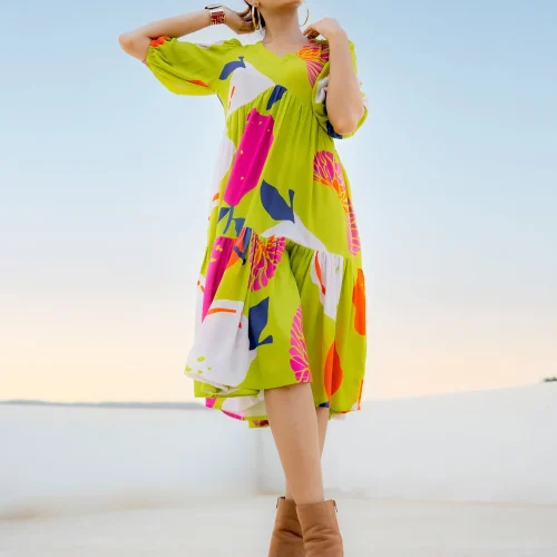 Africa Vestido midi a rayas cont7